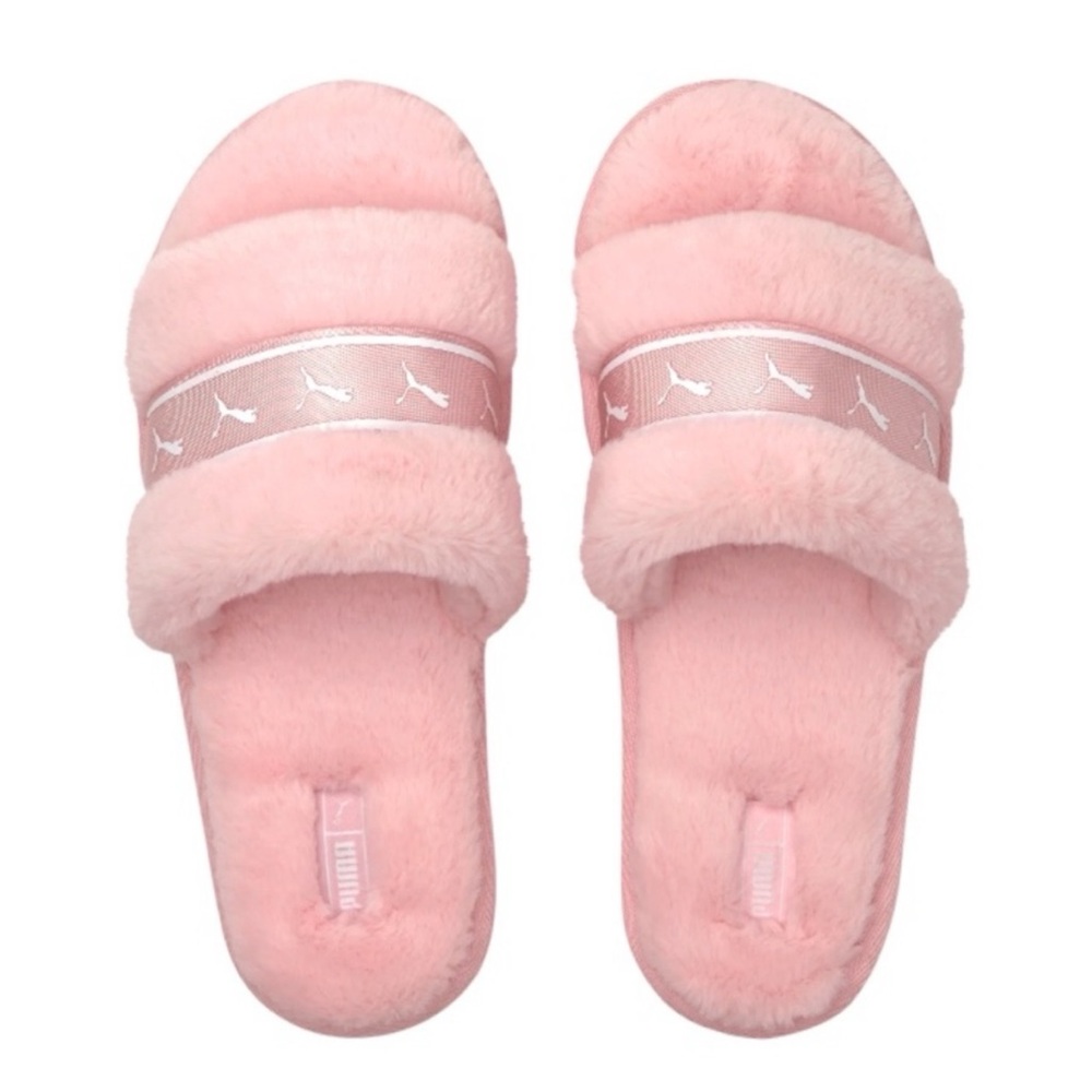 NWT Puma Women’s Fluff Remix Pink Slippers Size 7
